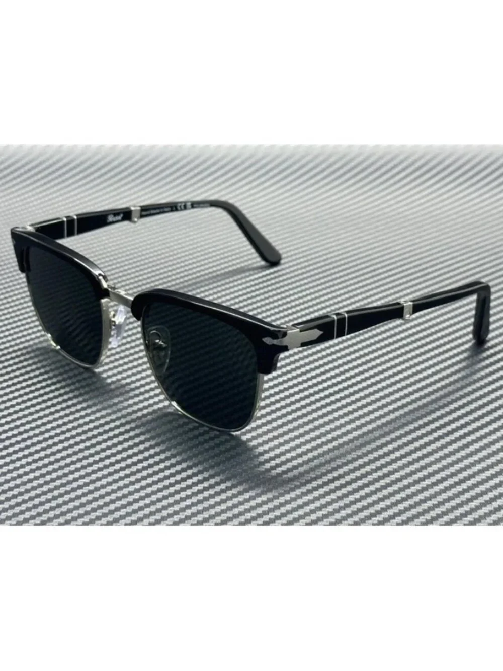 New Persol Men Black Sunglasses 52-21-140